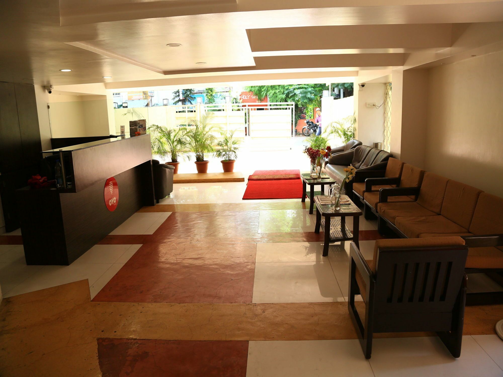 فندق Oyo 13771 Executive Residency بونة المظهر الخارجي الصورة